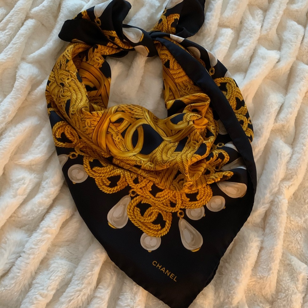 CHANEL 100% Silk Scarf